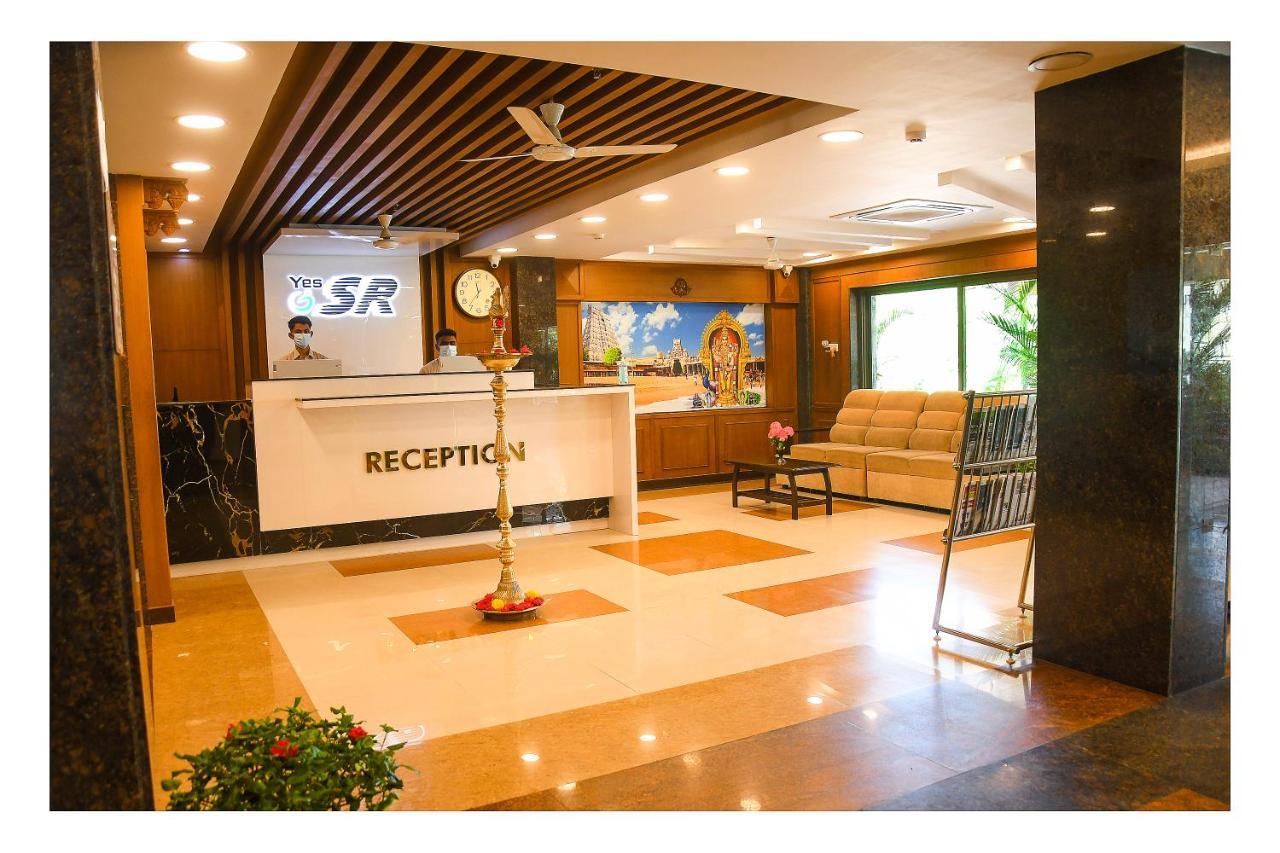 Hotel Sr Tiruchendur Tiruchchendūr Exteriör bild