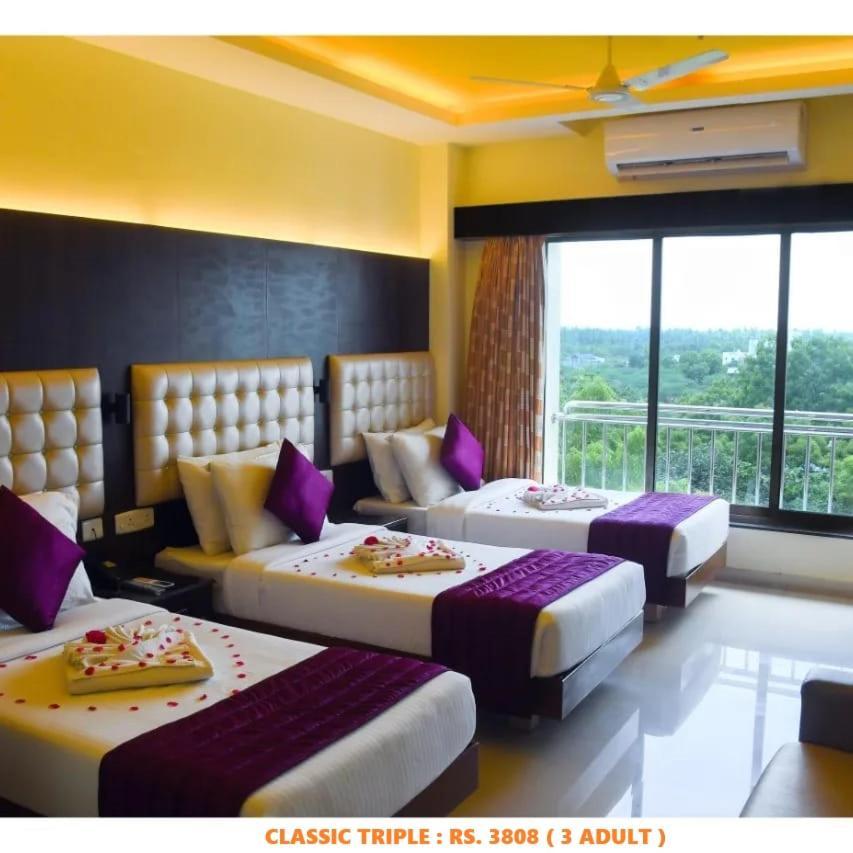 Hotel Sr Tiruchendur Tiruchchendūr Exteriör bild
